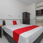 Reddoorz Near Stasiun Malang Kota Lama 2