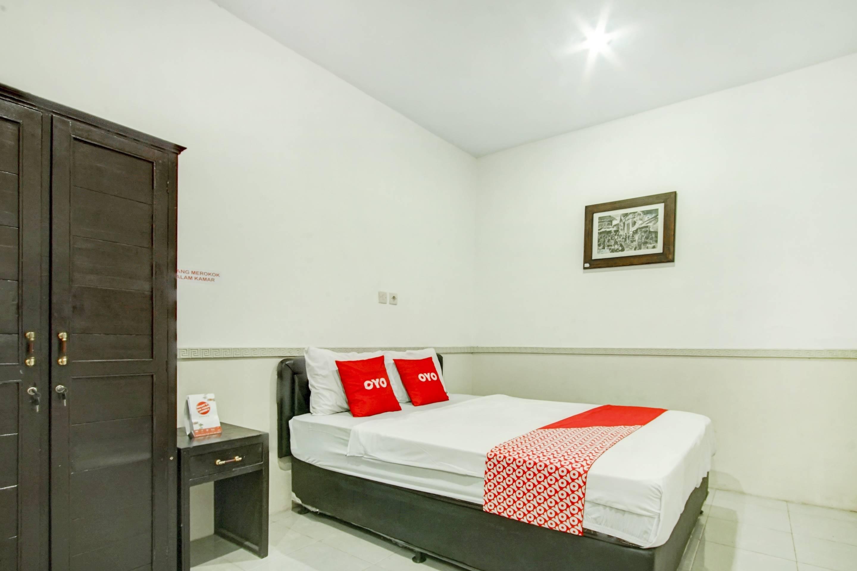 Reddoorz Near Stasiun Kota 2 2*