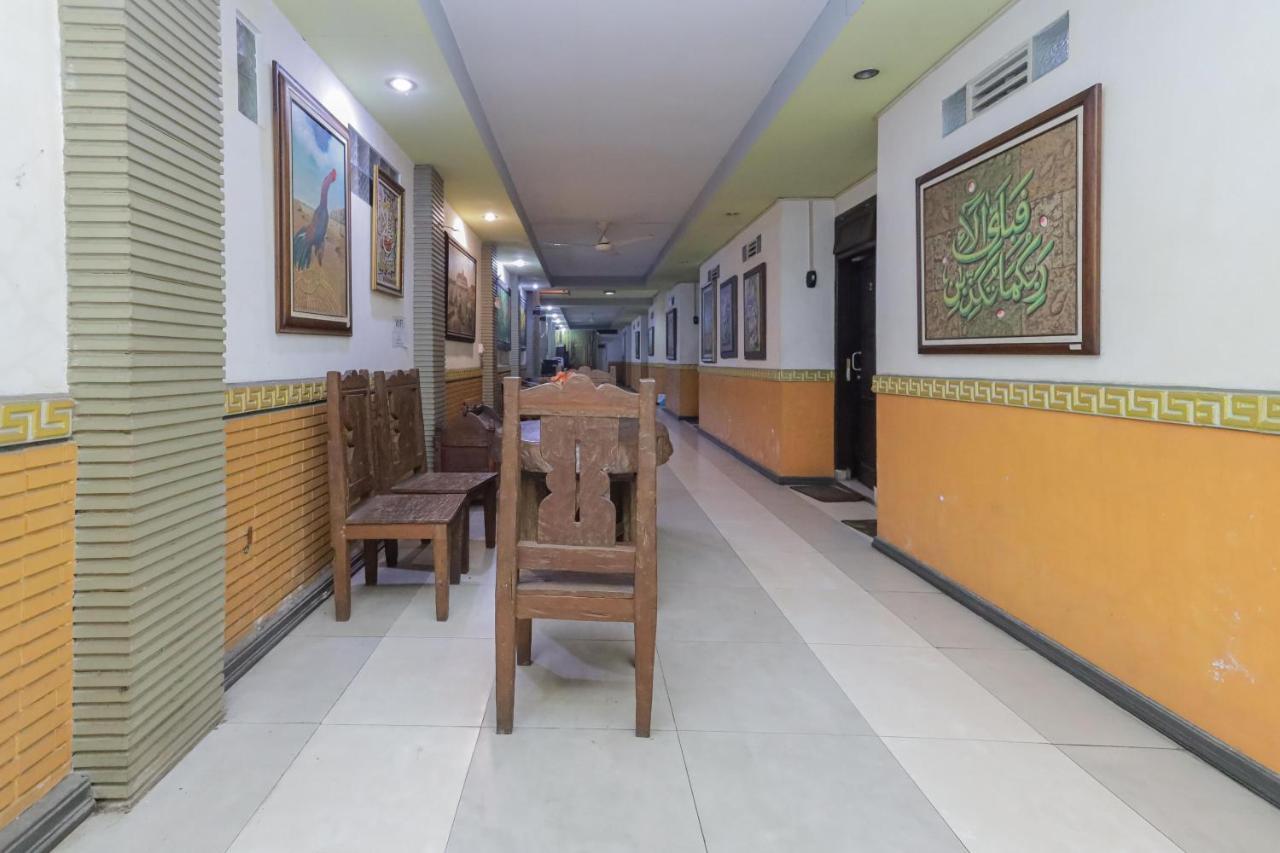 Hotel Reddoorz Near Stasiun Kota 2